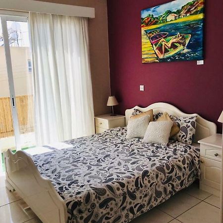 Beautiful Apartment Near The Sea 파포스 외부 사진